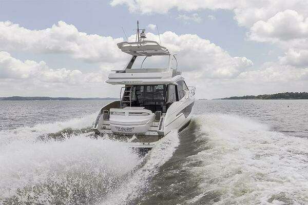 Galeon 500 Fly Yacht For Sale