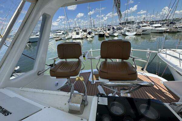 Blue Point 40ft Ocean Yachts Yacht For Sale
