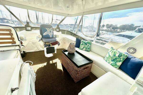 Jefferson 52 Pilot House Yacht For Sale