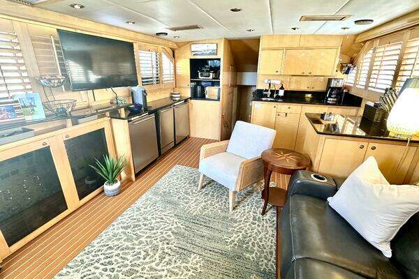 Jefferson 52 Pilot House Yacht For Sale