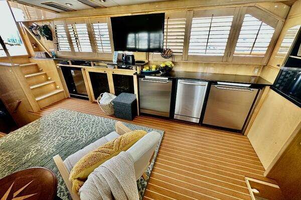 Jefferson 52 Pilot House Yacht For Sale