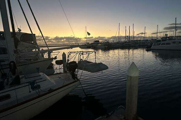 Jefferson 52 Pilot House Yacht For Sale