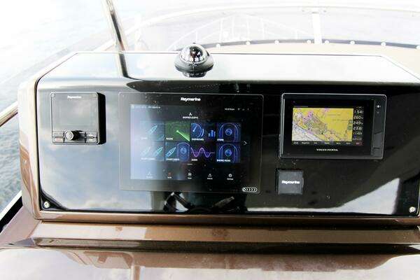 Galeon 550 Yacht For Sale