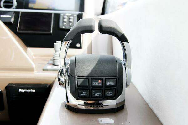 Galeon 550 Yacht For Sale