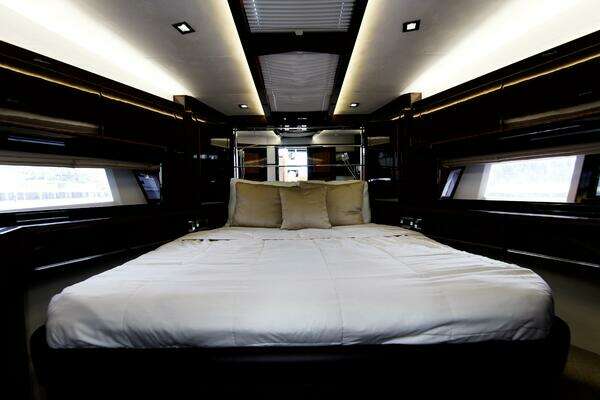 Galeon 550 Yacht For Sale