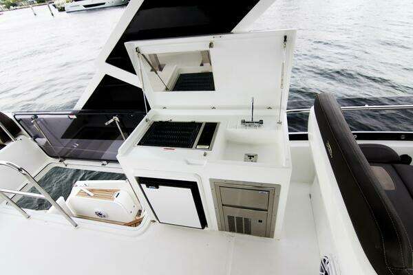 Galeon 550 Yacht For Sale