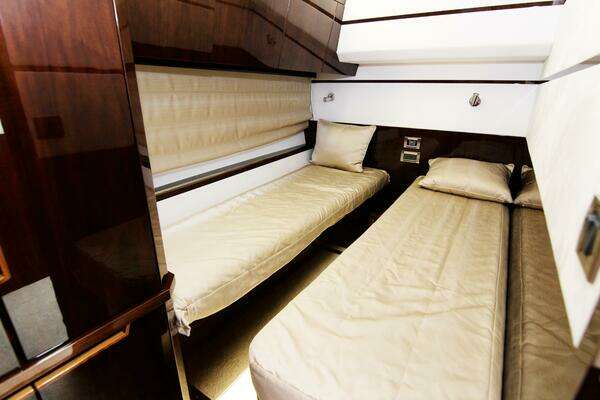 Galeon 550 Yacht For Sale