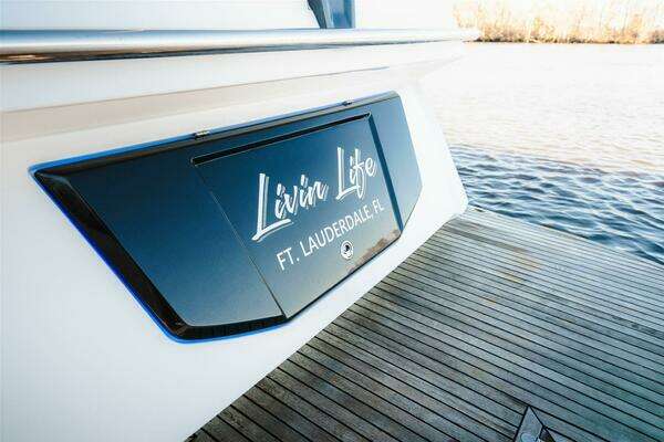 Galeon 425 HTS Yacht For Sale