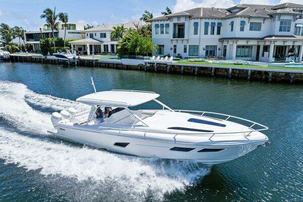 Intrepid 41 Valor Yacht For Sale