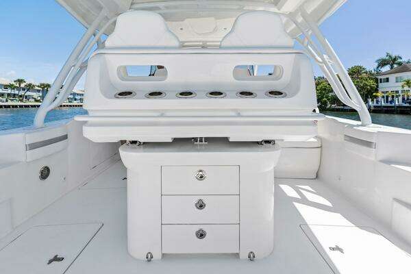 Intrepid 41 Valor Yacht For Sale
