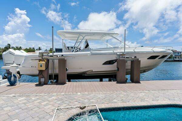 Intrepid 41 Valor Yacht For Sale
