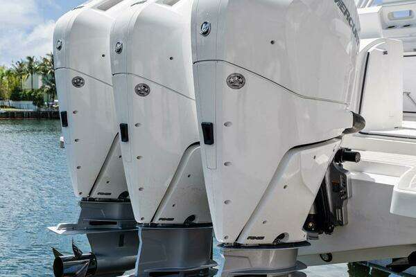 Intrepid 41 Valor Yacht For Sale