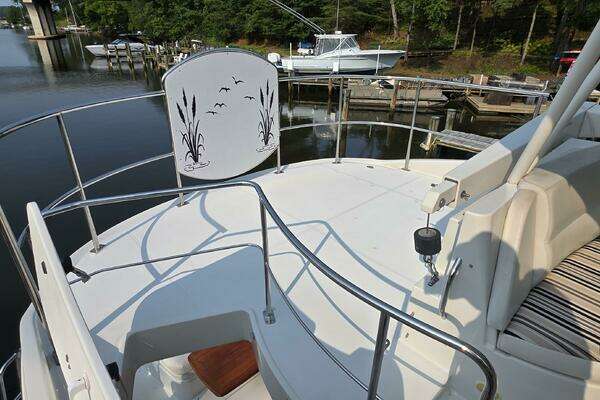 Carver Voyager Yacht For Sale
