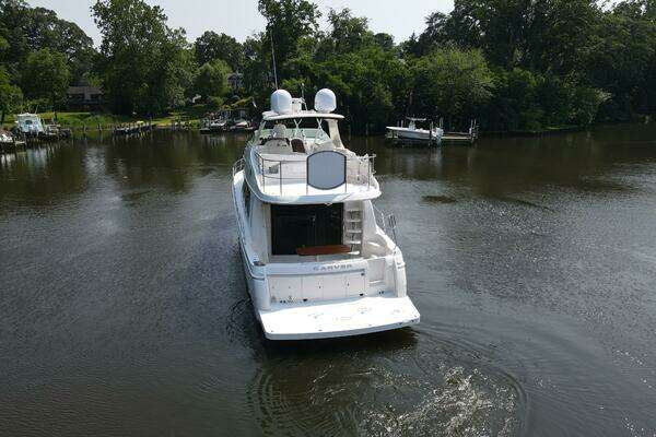 Carver Voyager Yacht For Sale