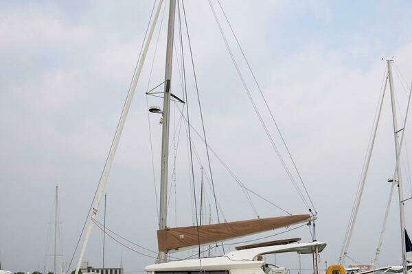Lagoon  Yacht For Sale