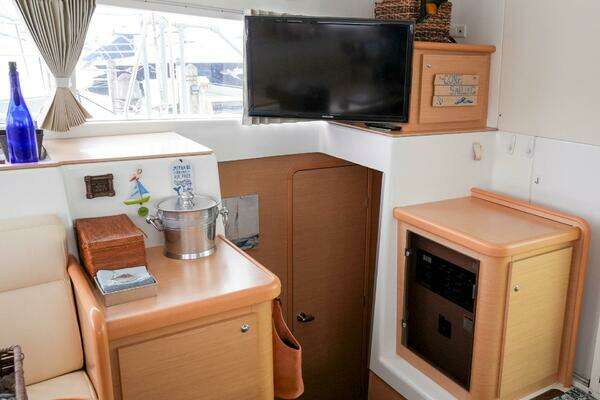 Lagoon  Yacht For Sale