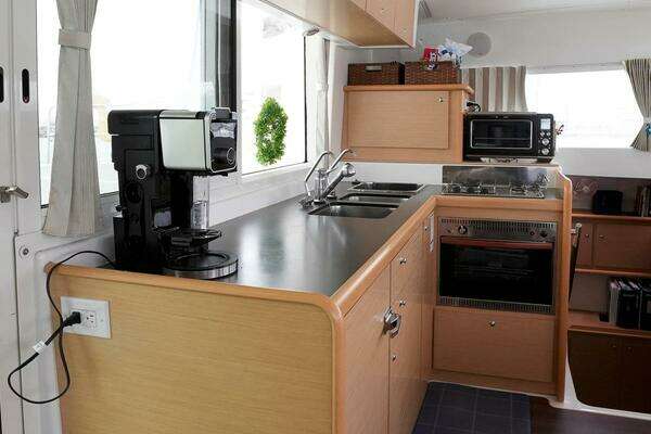 Lagoon  Yacht For Sale