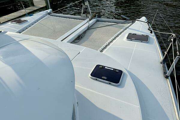 Photo of the 2004 Lagoon 380 "Wander Cat"