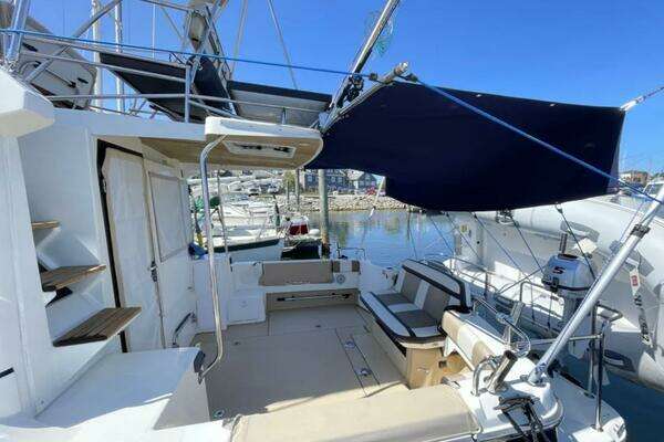 Cutwater 30 CB LE Yacht For Sale