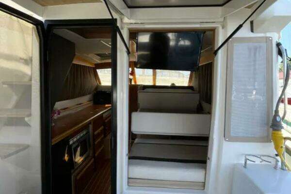 Cutwater 30 CB LE Yacht For Sale