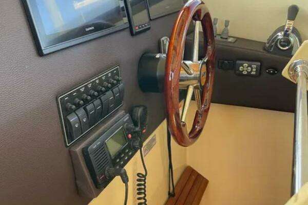 Cutwater 30 CB LE Yacht For Sale