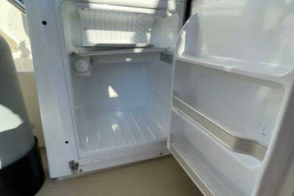 Cutwater 30 CB LE Yacht For Sale