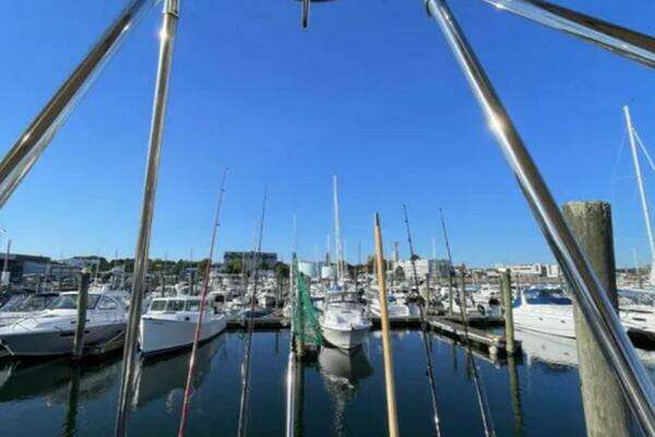 Cutwater 30 CB LE Yacht For Sale