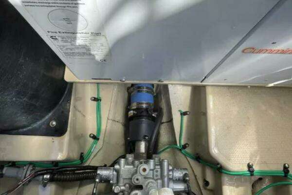 Cutwater 30 CB LE Yacht For Sale