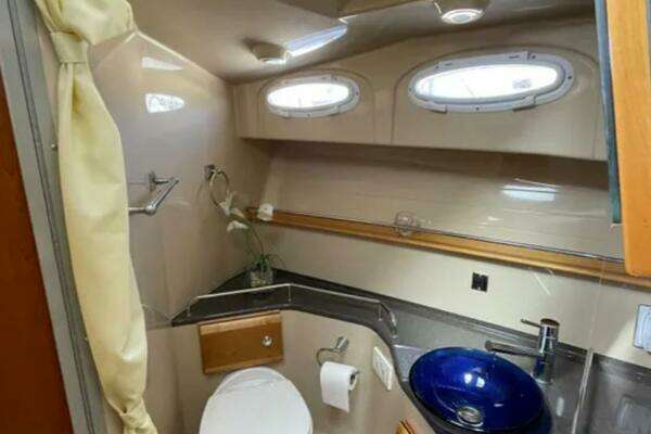 Cutwater 30 CB LE Yacht For Sale
