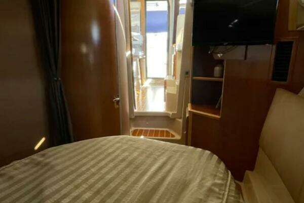 Cutwater 30 CB LE Yacht For Sale