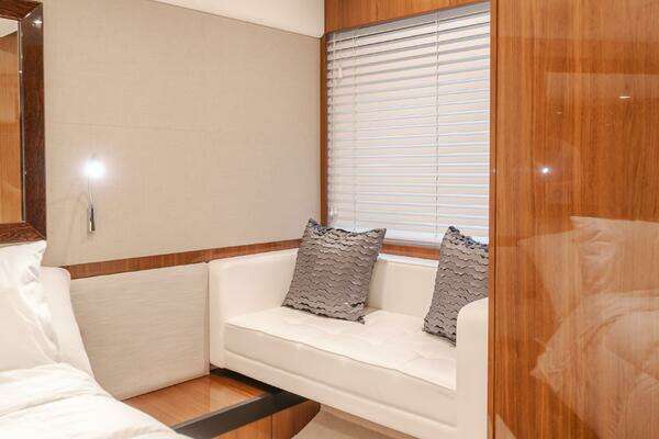 Princess V52 Yacht For Sale