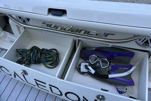 Sea Ray 350 Sundancer Yacht For Sale
