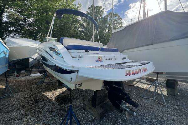 2012 Sea Ray 24