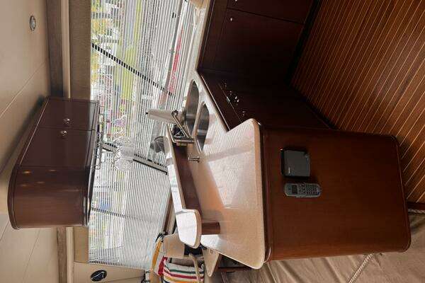 Meridian  Yacht For Sale