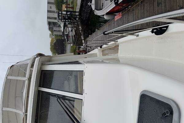 Meridian  Yacht For Sale