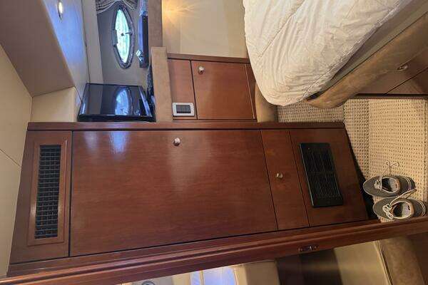 Meridian  Yacht For Sale