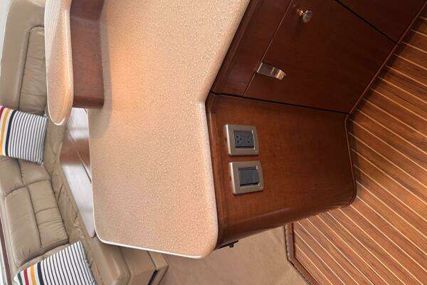 Meridian  Yacht For Sale