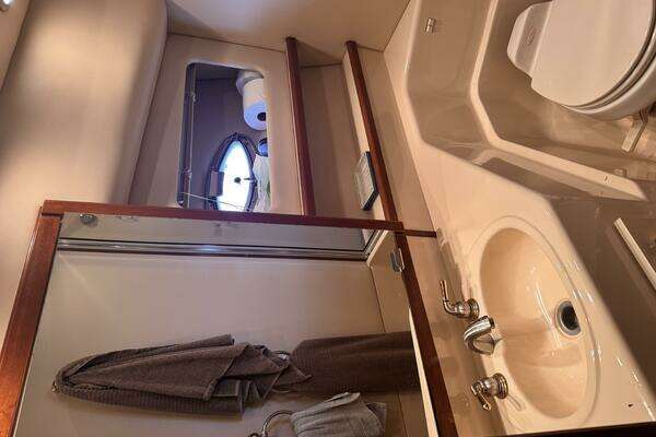 Meridian  Yacht For Sale