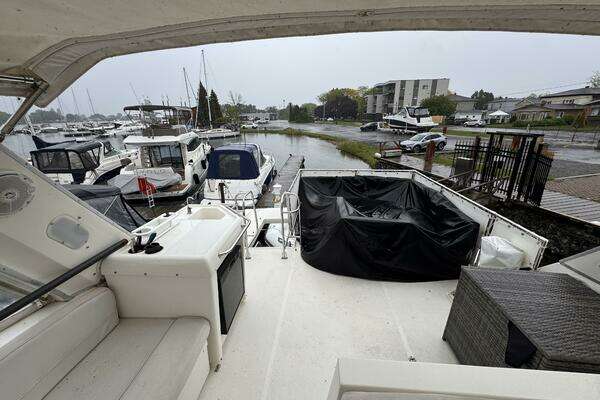Meridian  Yacht For Sale