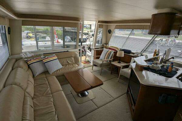 Meridian  Yacht For Sale