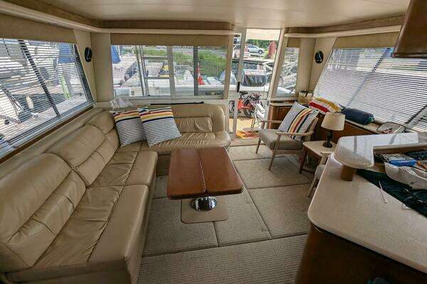 Meridian  Yacht For Sale