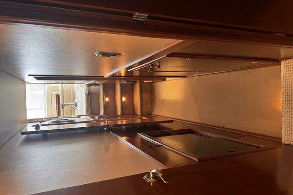 Meridian  Yacht For Sale