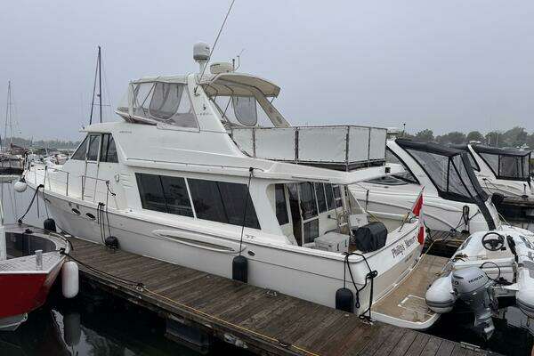 Meridian  Yacht For Sale
