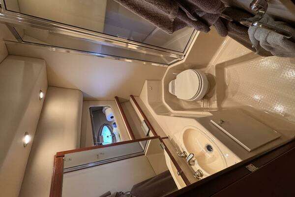 Meridian  Yacht For Sale