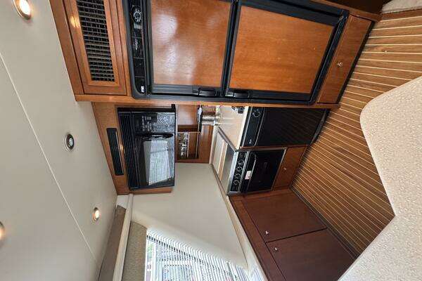 Meridian  Yacht For Sale