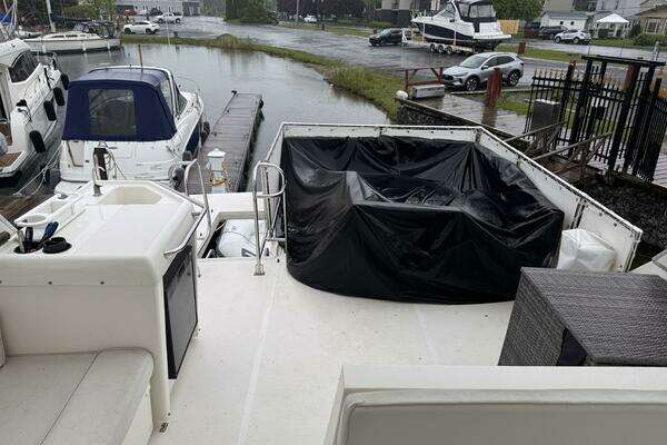 Meridian  Yacht For Sale
