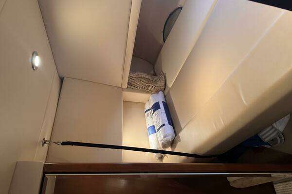 Meridian  Yacht For Sale
