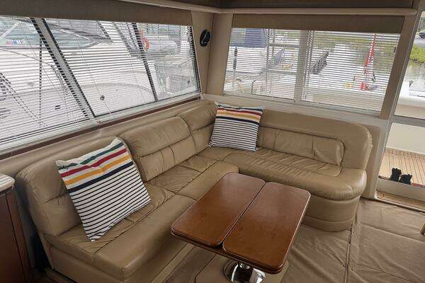Meridian  Yacht For Sale