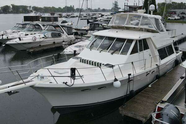 Meridian  Yacht For Sale