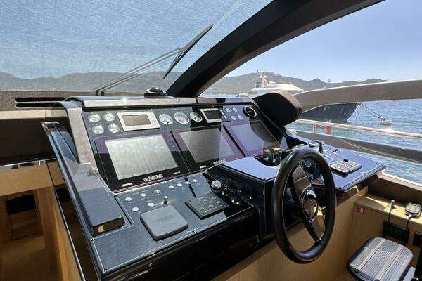 Riva Riva Perseo 76 Yacht For Sale